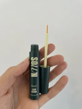 SOWN Root 1 open applicator and brush photographed by The Lash List