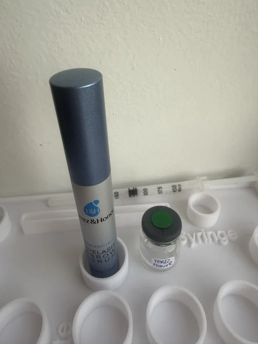 Terez & Honor tube beside its labeled test sample in The Lash List comparison workspace
